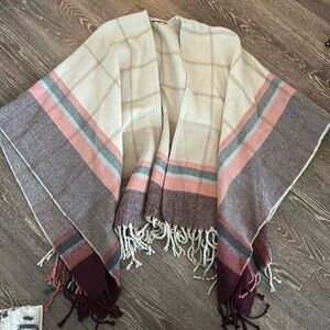 Abercrombie & Fitch Poncho